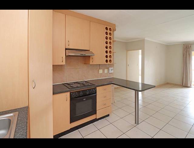 2 BEDROOM TOWNHOUSE FOR SALE IN ORIEL